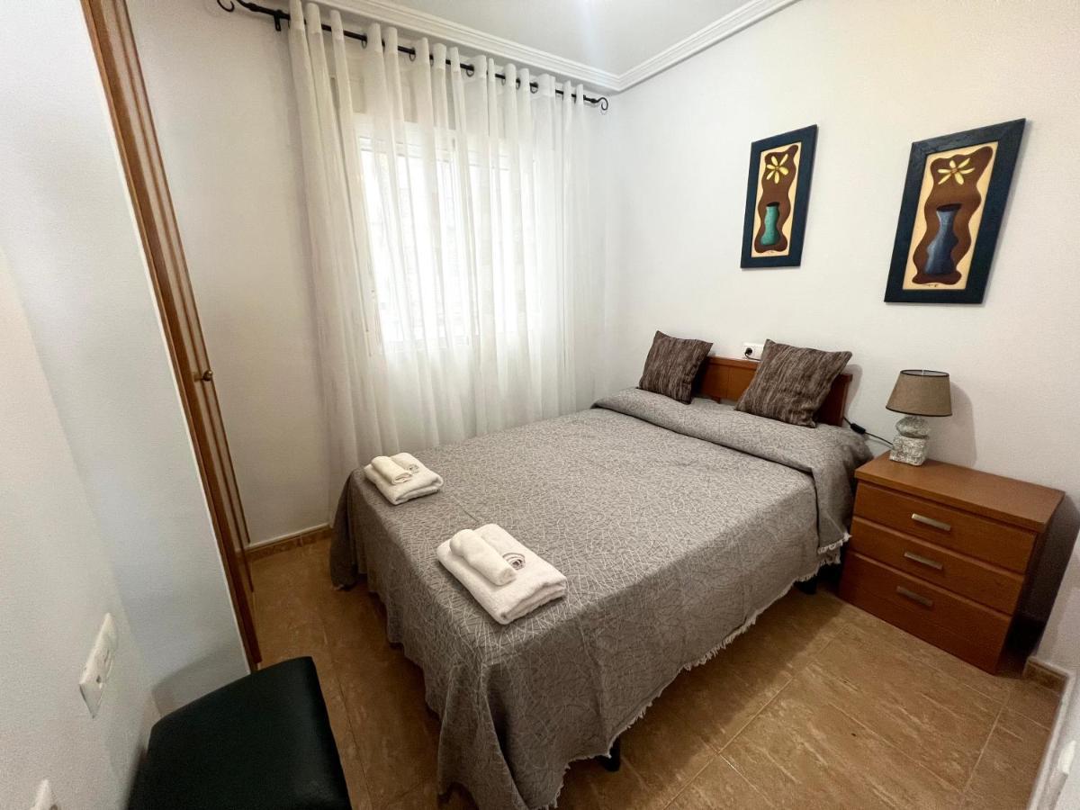 Appartement Torrevieja Alicante Exteriör bild