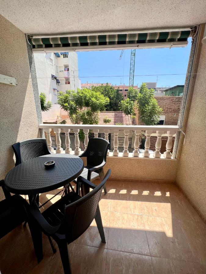 Appartement Torrevieja Alicante Exteriör bild